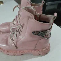 پوتین دخترانه صورتی درحد نو نو