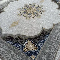 ارسال فرش به همه شهرستانها از انبار خمینی شهر