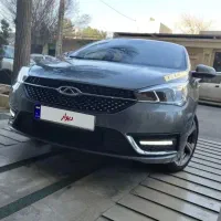 اریزو ۵ بی رنگ