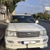 تویوتا لندکروز اتاق ۱۰۰