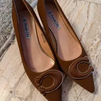 کفش پاشنه دار