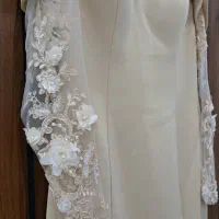لباس مجلسی کرم‌سفید زنانه