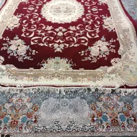 یک عدد قالی 6متری در حد نو فقط چند تا سوختگی داره