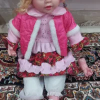 عروسک صورتی
