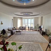 اجاره-آپارتمان-137-متری-سه-خواب-رو-به-نما-بعثت