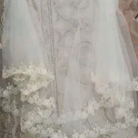 لباس عروس کامل در حد نو|لباس|اندیشه, اندیشه فاز ۱|دیوار