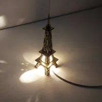 چراغ شب خواب ایفل رومیزی آباژور قیمت ۹۰ هزار تومان|چراغ خواب و آباژور|شیراز, پانصد دستگاه ارتش|دیوار