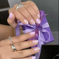 جشنواره تخفیف ترمیم و کاشت ناخن الهیه