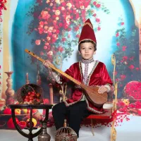 عکاسی مدارس عکاسی یلدا (با لباس) فقط ۷۰ هزار تومان