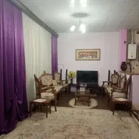 منزل مبله تمیز و مرتب خوش مکان|اجارهٔ کوتاه‌مدت آپارتمان و سوئیت|شیراز, تحویلی|دیوار