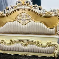 تخت خواب سلطنتی