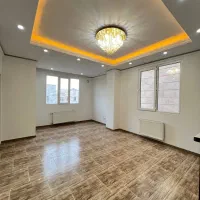 ۶۱متر دو خواب_سالن پنجره خور دوبر_ وام دار