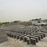 کارگر بلوک زن ماهر نیازمندیم