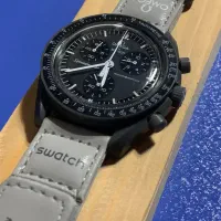 ساعت امگا سواچ - مون واچ