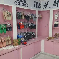 دکوراسیون خیلی شیک و تمیز مناسب مغازه