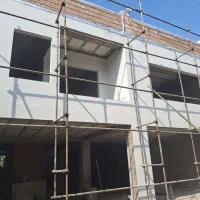 اوستا و کارگر نیازمندیم.