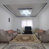 یک واحد آپارتمان  90 مترطبقه اول