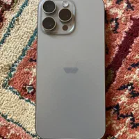 اپل iPhone 15 Pro Max با حافظهٔ ۲۵۶ گیگابایت