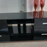 میز تلویزیون کاملا سالم در حد نو ۱۵۰۰ تومان|میز تلویزیون|ابهر, |دیوار