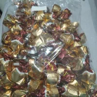 شکلات کاکائو تلخ با مغز فندق درسته