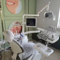 دستیار دندانپزشک