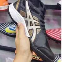 کفش والیبال