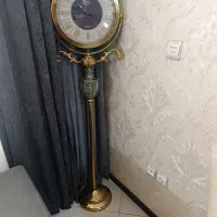 ساعت ایستاده