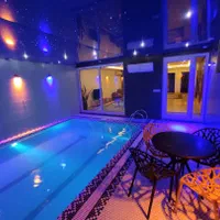 استخر دار|اجارهٔ کوتاهمدت ویلا و باغ|بندر انزلی, معلم|دیوار