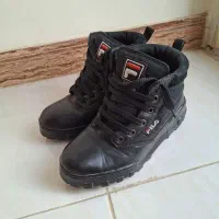 پوتین مارک فیلا اصل|کیف، کفش، کمربند|مشکیندشت, |دیوار