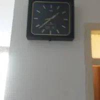 ساعت دیواری سالم