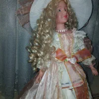 عروسک کلکسیونی پورسلین (Porcelain Doll)
