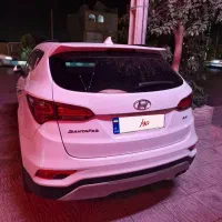هیواندای سانتافه 2016