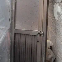 درب حمام ودسشویی صنایع سنگین باچهارچوب وشیشه