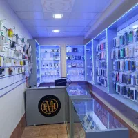 فروش اجناس و دکور لوازم جانبی موبایل