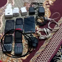 گوشی ها  ۲ تاش سالمه فقط باطری نداره|موبایل|مشهد, موعود|دیوار