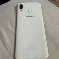 سامسونگ a30 بسیار تمیز و سالم