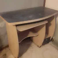 میز کامپیوتر
