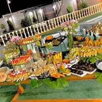 فینگرفود، فینگر فود غذا دسر میوه و انواع سینی مزه