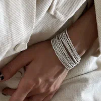 دستبند کشی فقط ۵۹ تومان کادویی