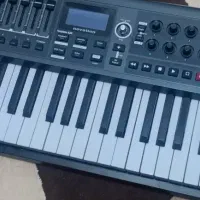 midi controllers Impluse49novation