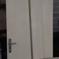 درب چوبی بدون چارچوب