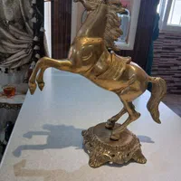 اسب برنز