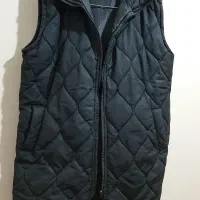 کاپشن|لباس|آفتاب, |دیوار