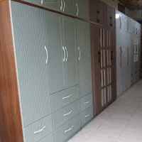 کارگر جهت کار و فروشندگی