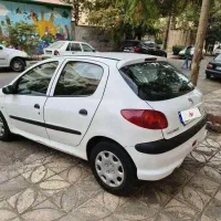 پژو ۲۰۶ تیپ ۲ مدل ۱۳۹۷ معاوضه فقط با پراید|خودرو سواری و وانت|کرج, فاز ۳ گوهردشت|دیوار