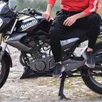 بنلی ۱۵۰ مدل ۹۸ صفر