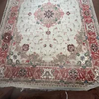 یک جفت فرش ۱۲ متری کرم و یک عدد ۱۲ متری لاکی