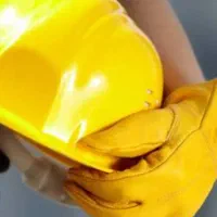 استخدام نیوری ساده آقا