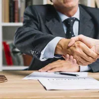 وکالت و مشاوره توسط وکیل پایه یک دادگستری