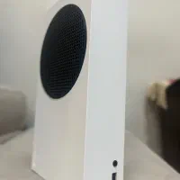 کنسول XBOX series s به همراه یک دسته و بازی FC25